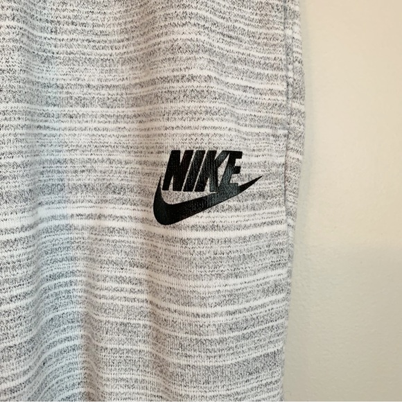 SOLD! Nike Sportswear Mens Advance 15 Knit Jogger Pants Heather Grey Size Large - Picture 4 of 12